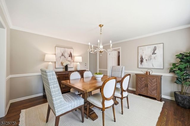 60 Hendricks Dr, Hanover Twp., NJ 07950