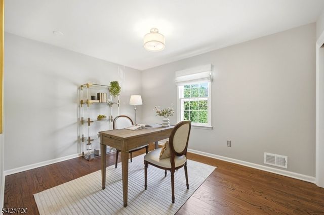 60 Hendricks Dr, Hanover Twp., NJ 07950