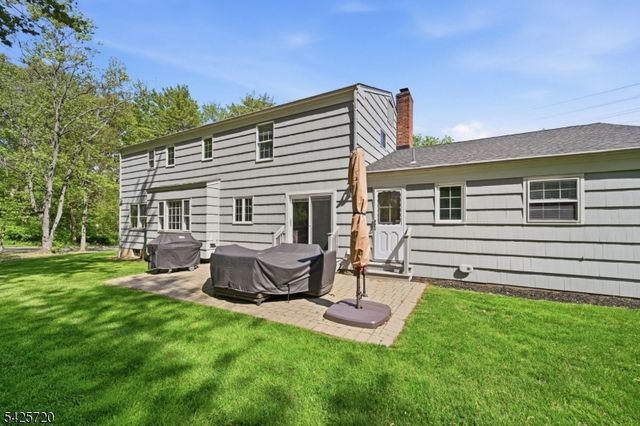 60 Hendricks Dr, Hanover Twp., NJ 07950