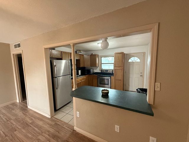 502 E 29th St, Odessa, TX 79762