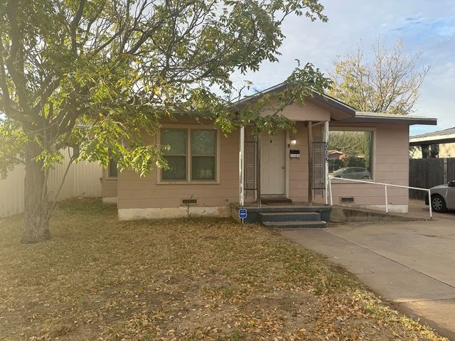 502 E 29th St, Odessa, TX 79762