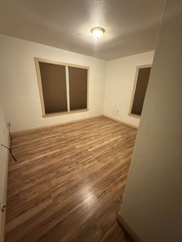 502 E 29th St, Odessa, TX 79762