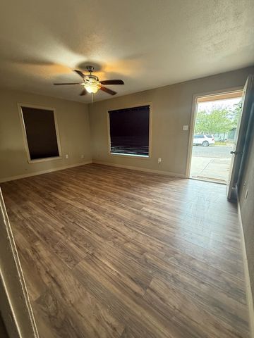 502 E 29th St, Odessa, TX 79762