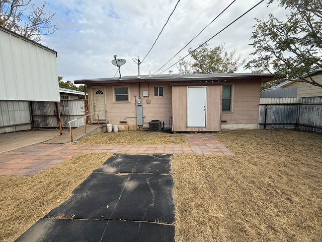 502 E 29th St, Odessa, TX 79762