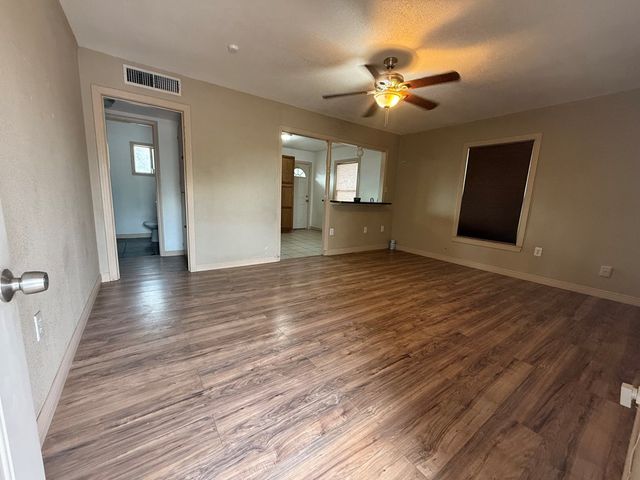 502 E 29th St, Odessa, TX 79762