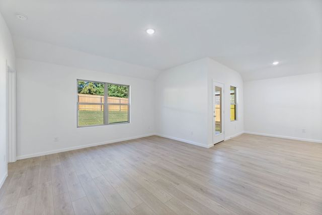 2541 Canadian Way, Crandall, TX 75114