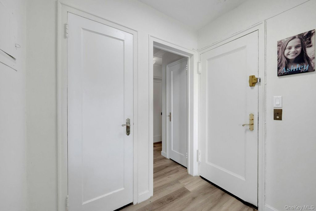 26 Manchester Road 2L, Eastchester, NY 10709 — photo 5