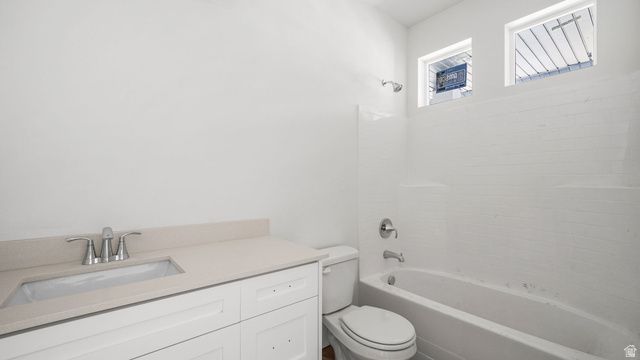 729 S HARRISON DR, Springville, UT 84663
