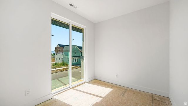 729 S HARRISON DR, Springville, UT 84663
