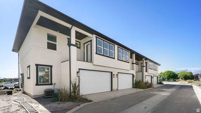 729 S HARRISON DR, Springville, UT 84663