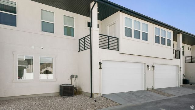 729 S HARRISON DR, Springville, UT 84663