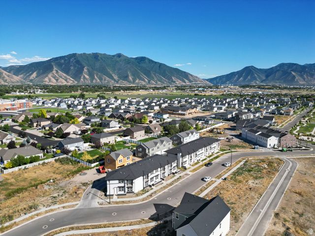 729 S HARRISON DR, Springville, UT 84663