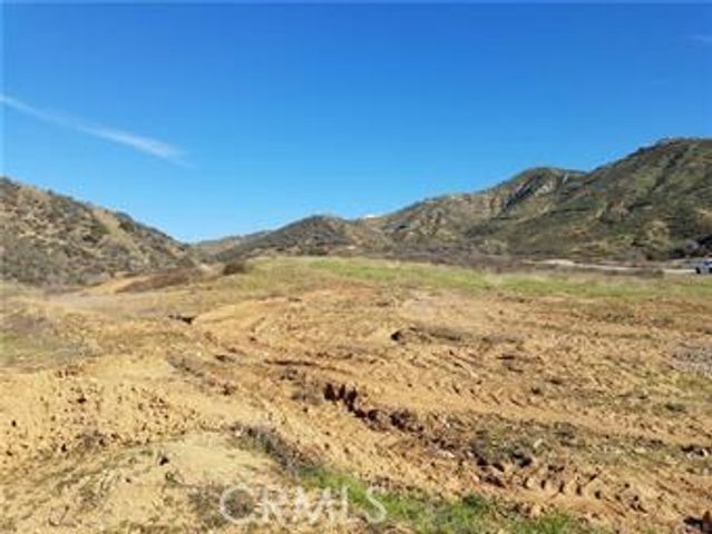 1 Aldbury, Yucaipa, CA 92399
