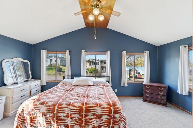 9939 284th Avenue NW, Zimmerman, MN 55398
