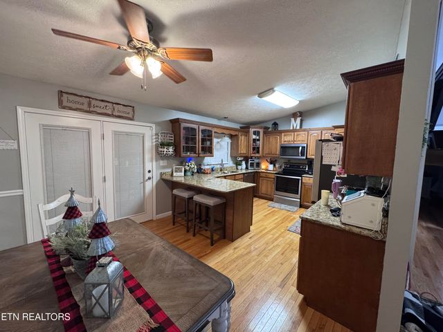 188 HUNTSMAN Lane, Bean Station, TN 37708