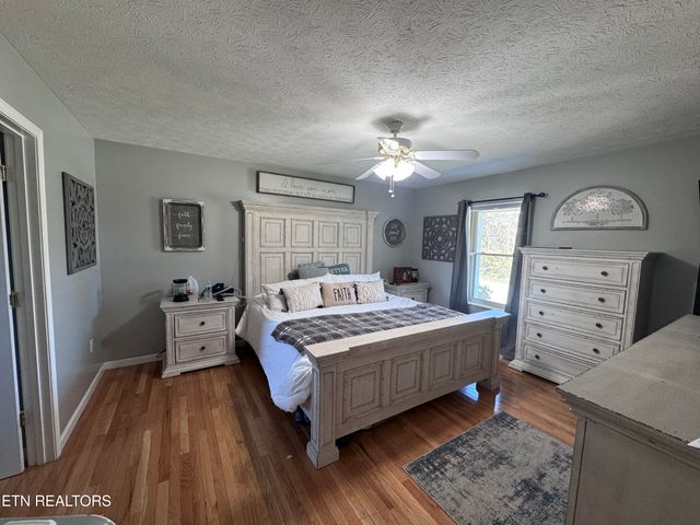 188 HUNTSMAN Lane, Bean Station, TN 37708