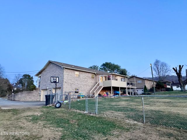 188 HUNTSMAN Lane, Bean Station, TN 37708