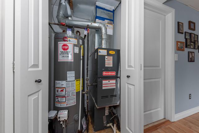 2 Faust Court, Ann Arbor, MI 48108