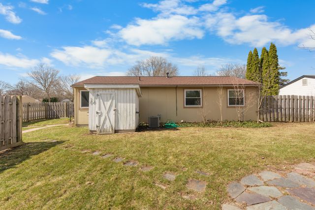 2 Faust Court, Ann Arbor, MI 48108