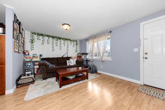 2 Faust Court, Ann Arbor, MI 48108