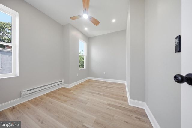 3011 N 10TH ST, Philadelphia, PA 19133