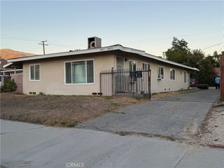 3933 Genevieve, San Bernardino, CA 92405