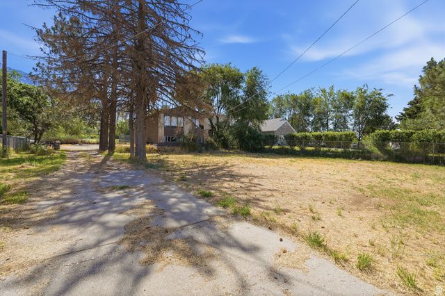 7855 S HIGHWAY 89, Willard, UT 84340