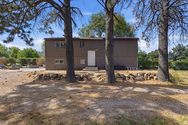 7855 S HIGHWAY 89, Willard, UT 84340