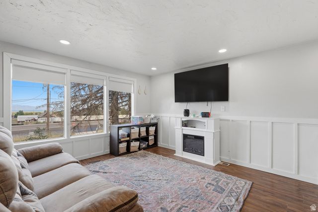 7855 S HIGHWAY 89, Willard, UT 84340