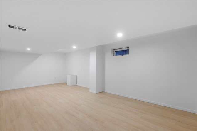 1335 Marengo Avenue 1, Forest Park, IL 60130