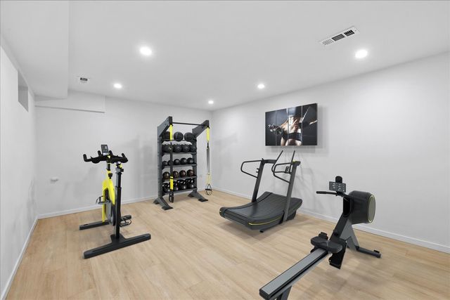 1335 Marengo Avenue 1, Forest Park, IL 60130