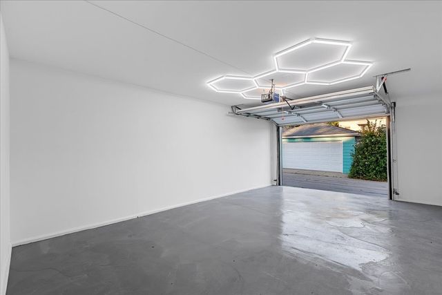 1335 Marengo Avenue 1, Forest Park, IL 60130