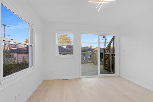 1335 Marengo Avenue 1, Forest Park, IL 60130