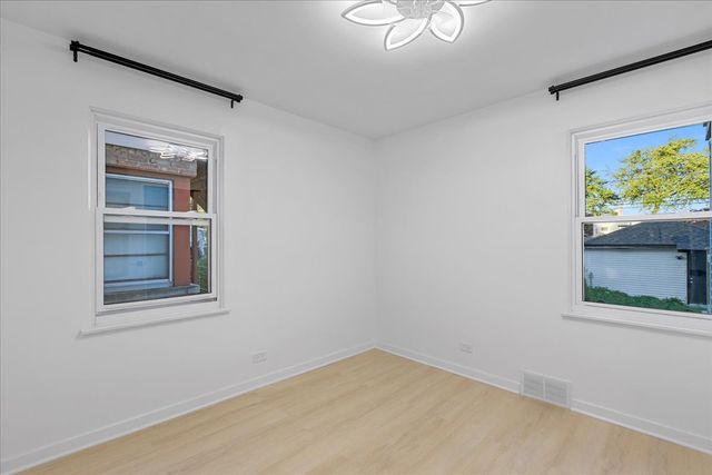 1335 Marengo Avenue 1, Forest Park, IL 60130