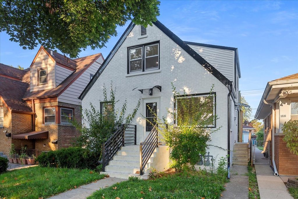 1335 Marengo Avenue 1, Forest Park, IL 60130