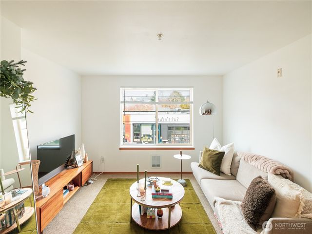 603 NW 65th Street, Seattle, WA 98117