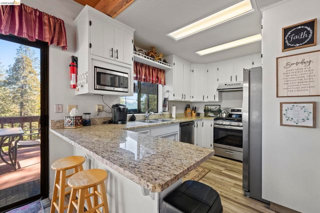 29803 Mono Trail, Cold Springs, CA 95335