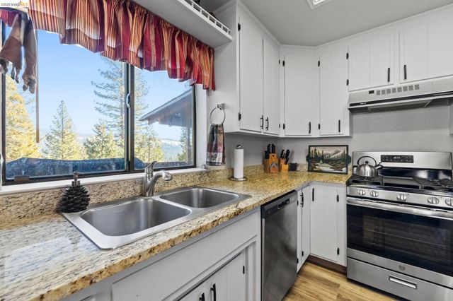 29803 Mono Trail, Cold Springs, CA 95335