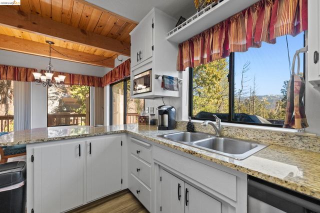 29803 Mono Trail, Cold Springs, CA 95335
