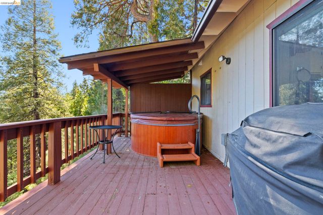 29803 Mono Trail, Cold Springs, CA 95335