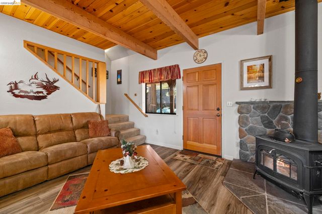 29803 Mono Trail, Cold Springs, CA 95335