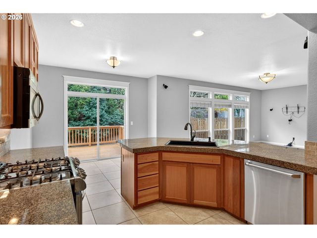 3081 Se RIESLING Rd, Milwaukie, OR 97267