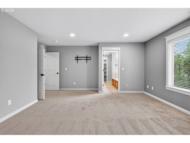 3081 Se RIESLING Rd, Milwaukie, OR 97267