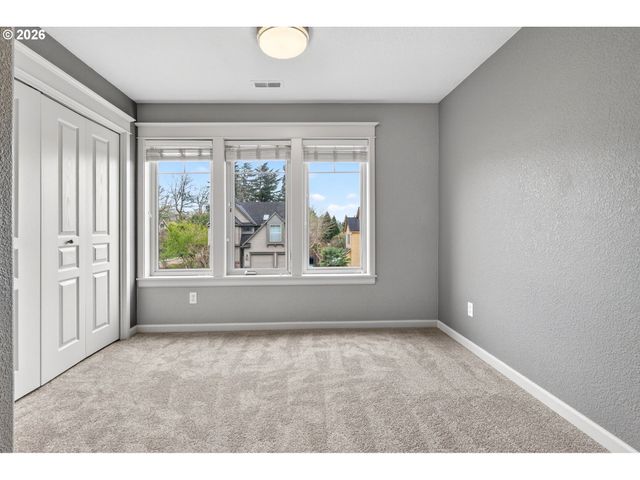 3081 Se RIESLING Rd, Milwaukie, OR 97267