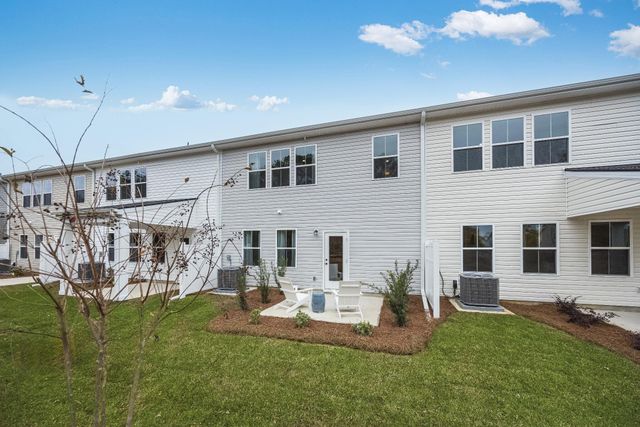157 Green Thistle Way, Summerville, SC 29483