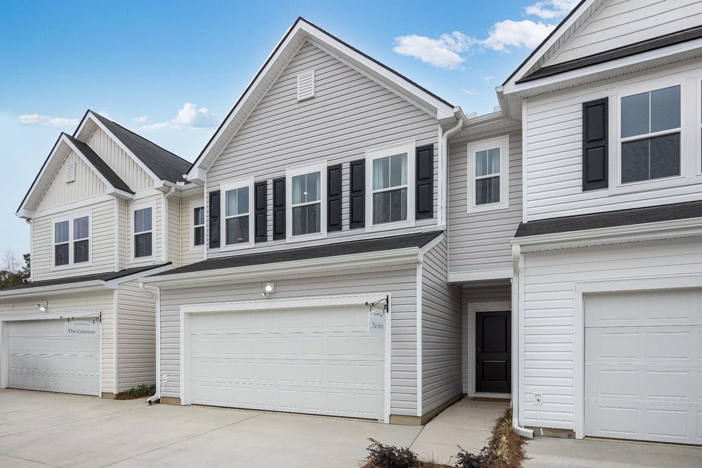 157 Green Thistle Way, Summerville, SC 29483