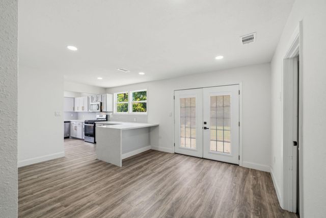 10406 Broadstairs Street, Houston, TX 77013