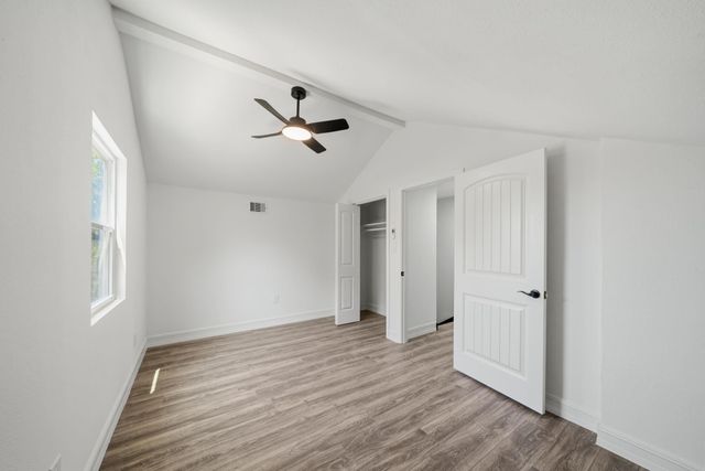 10406 Broadstairs Street, Houston, TX 77013