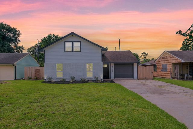 10406 Broadstairs Street, Houston, TX 77013