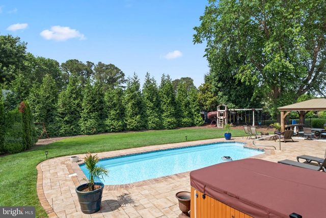 12944 SHOAL DR, Ocean City, MD 21842